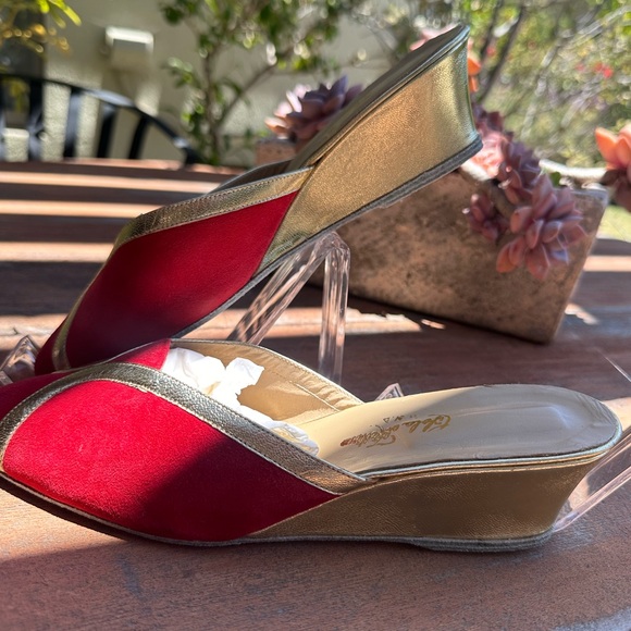 Brand new from Rome - Picture 4 of 6